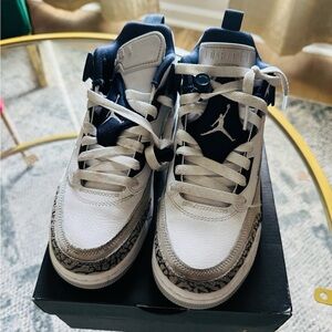 Jordan Spizike Low Navy & White